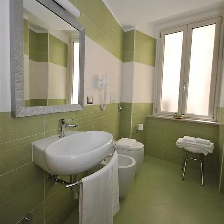 Relais Parallelo 41 Вьесте