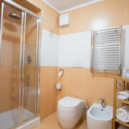 Relais Parallelo 41 Вьесте